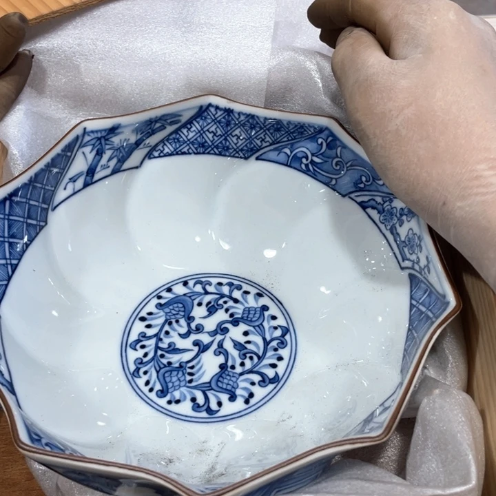 小**?新亿阁 中古商品 默认微瑕