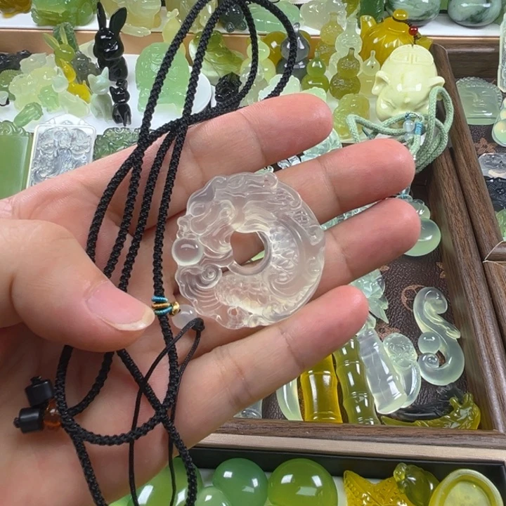 岫玉未镶嵌吊坠(不含链)膳