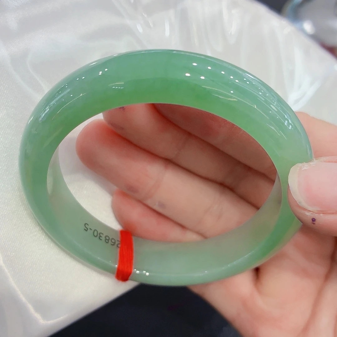 翡翠未镶嵌手镯翡翠55圈口（强推）