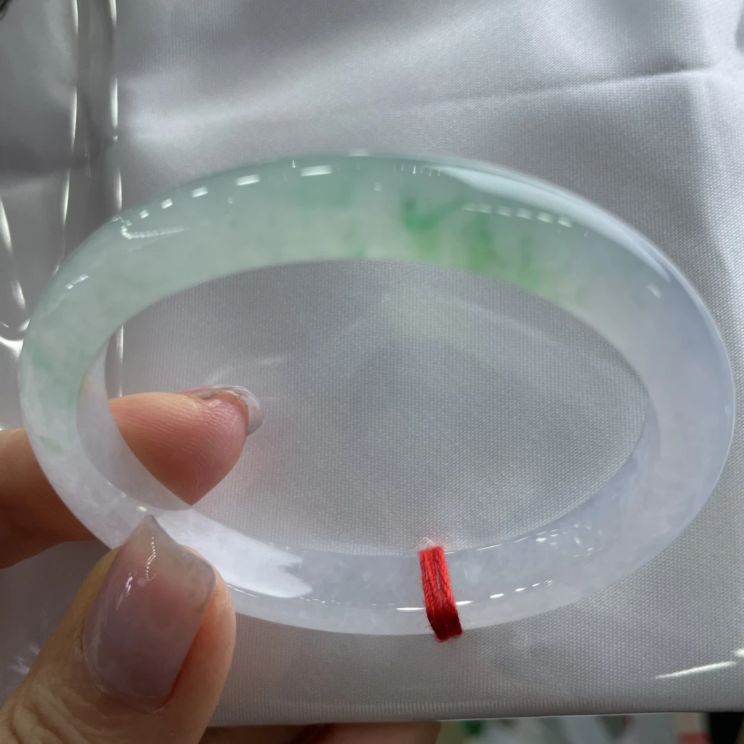 精品冰金丝绿53贵妃天然缅甸翡翠a货