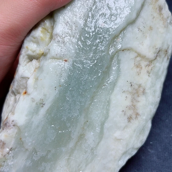 未镶嵌和田玉（糖玉）珠宝奇石