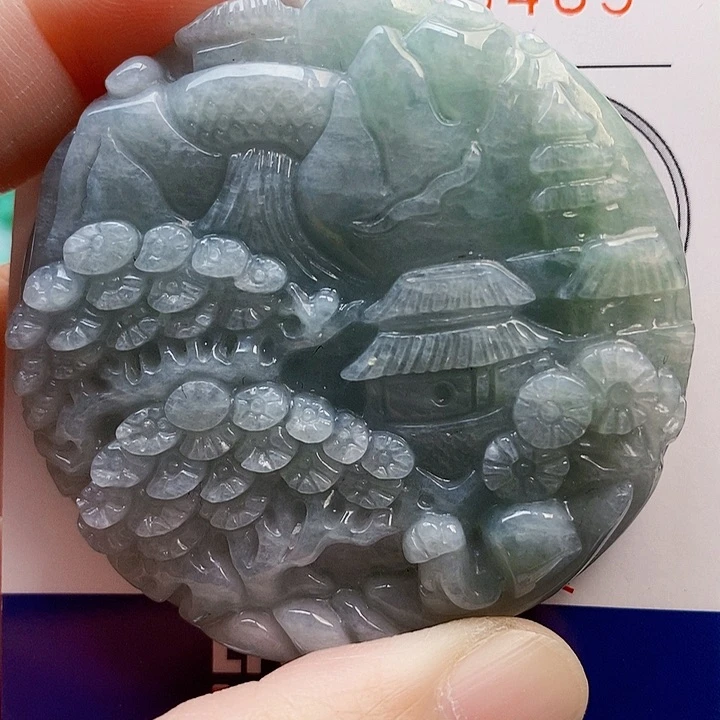 吊坠(不含链)未镶嵌翡翠