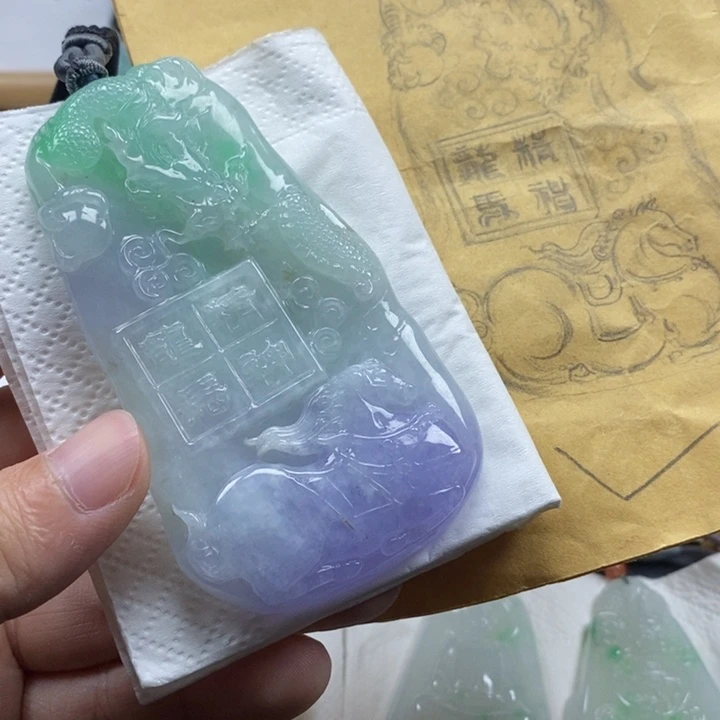翡翠未镶嵌颈饰缅甸翡翠