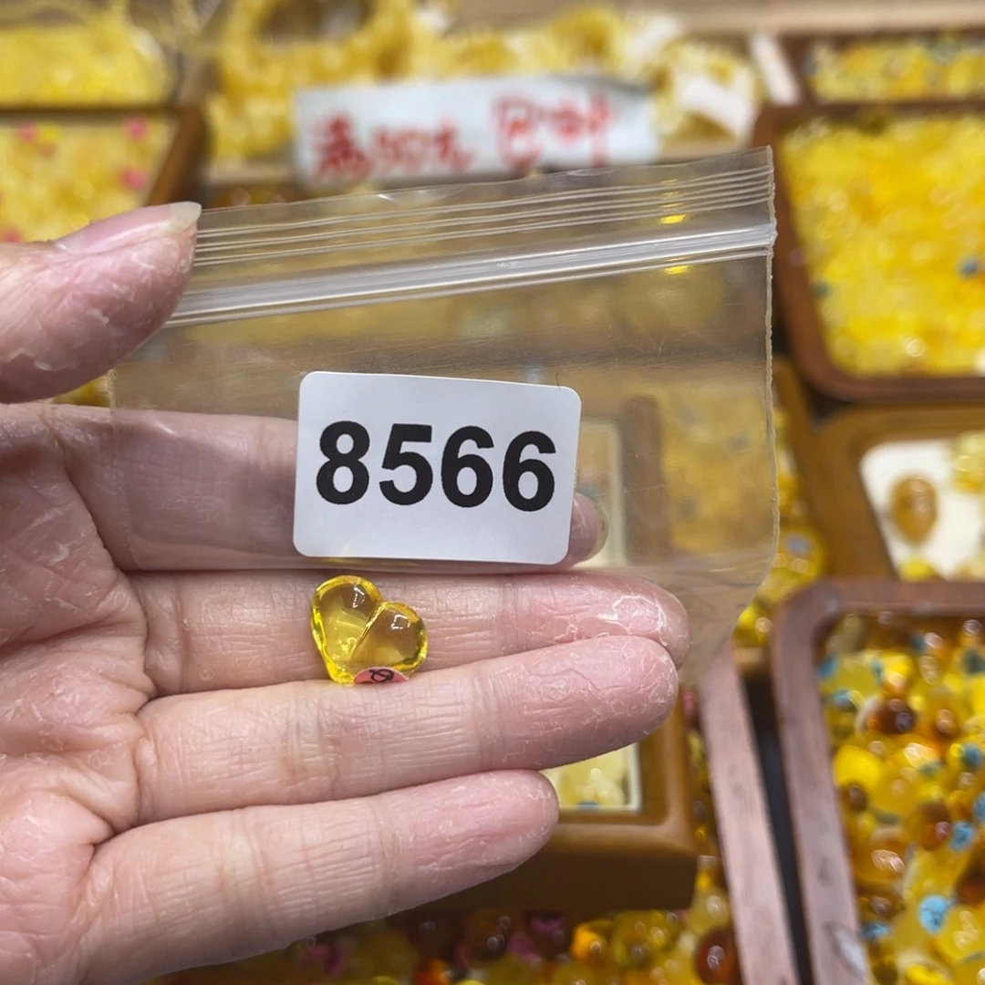 未镶嵌颈饰琥珀蜜蜡