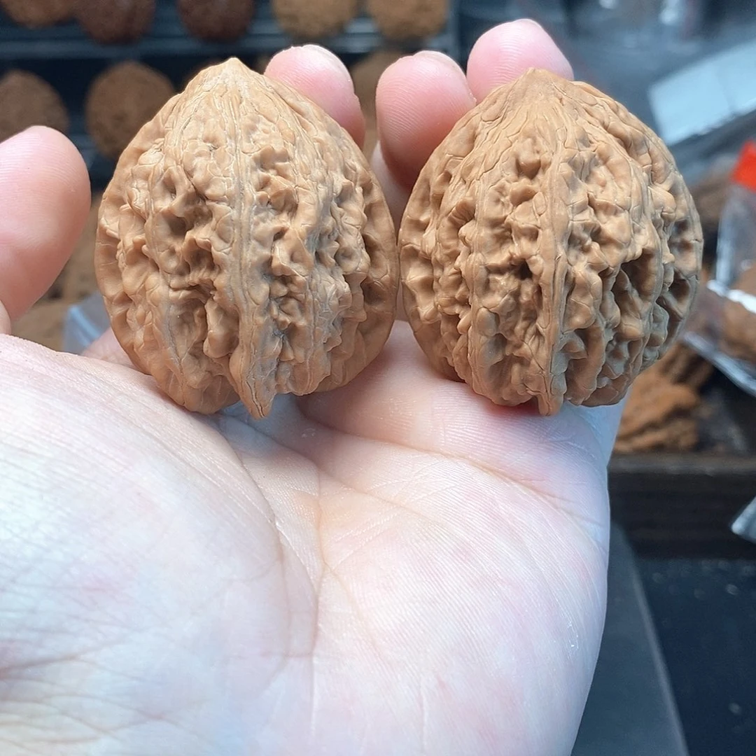 1文玩核桃盘龙谷42-266