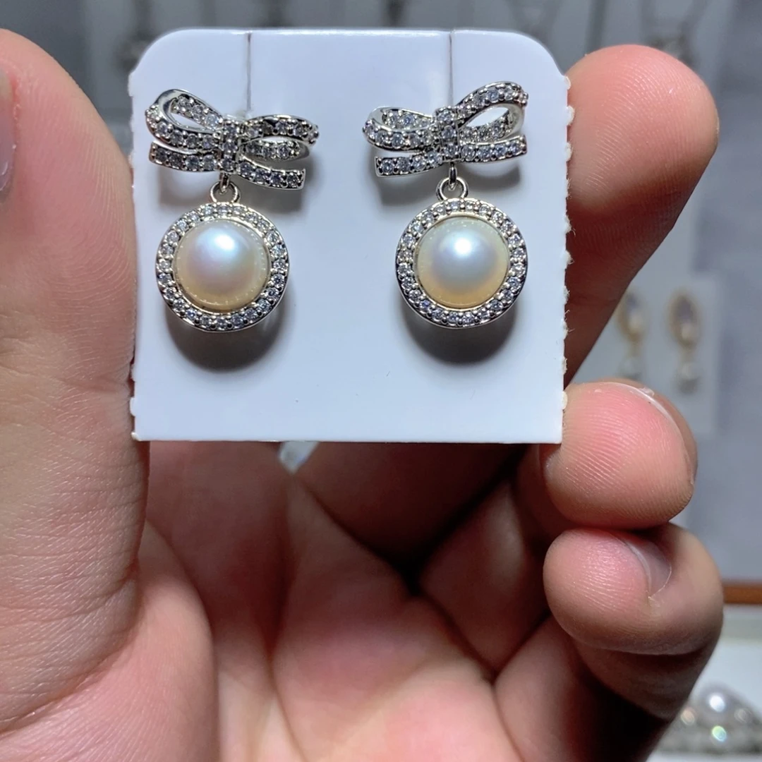 银S925镶嵌淡水珍珠耳饰