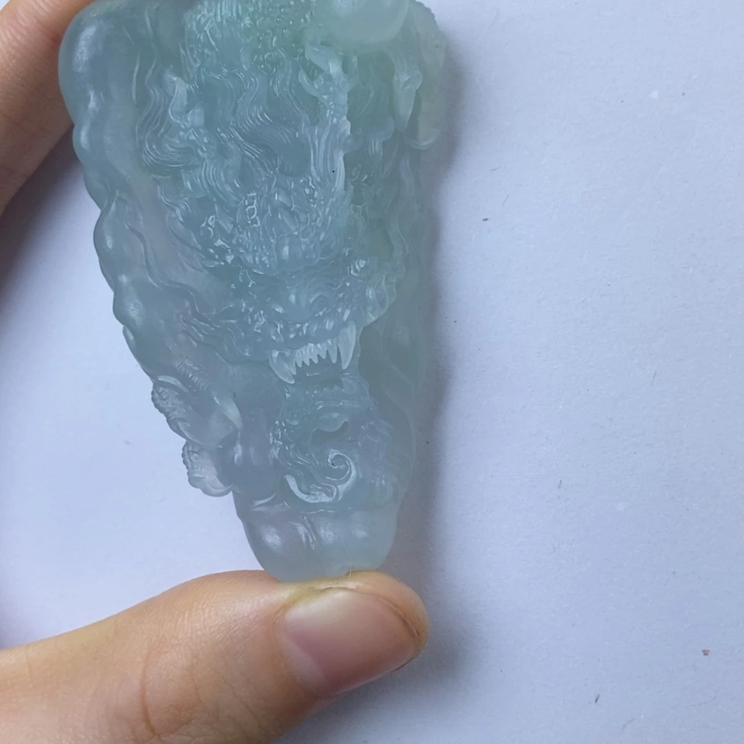 定制翡翠未镶嵌艺*壹龙