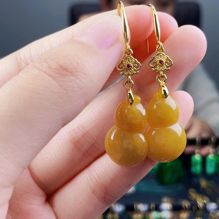 翡翠耳饰未镶嵌饰品