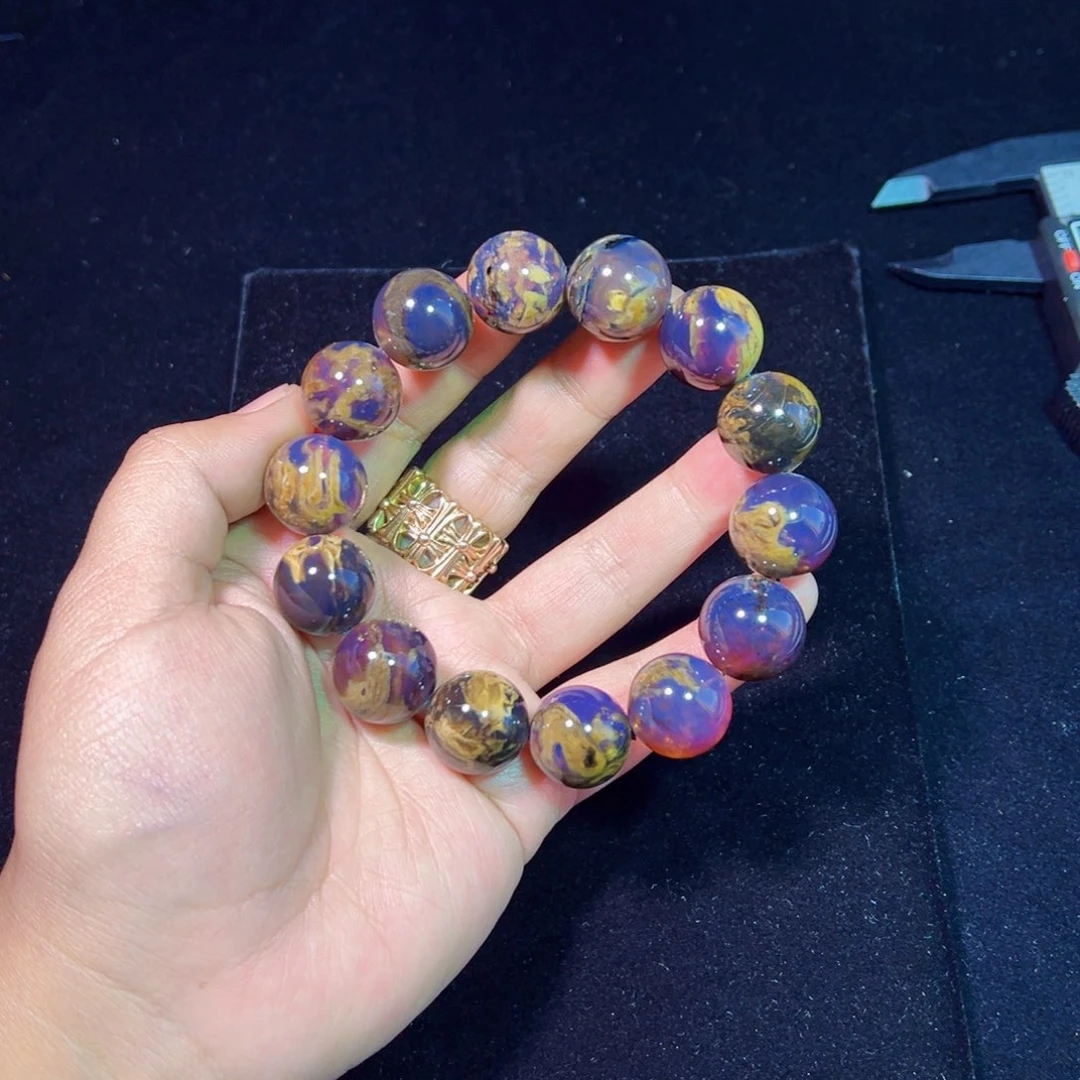 琥珀裸石未镶嵌琥珀