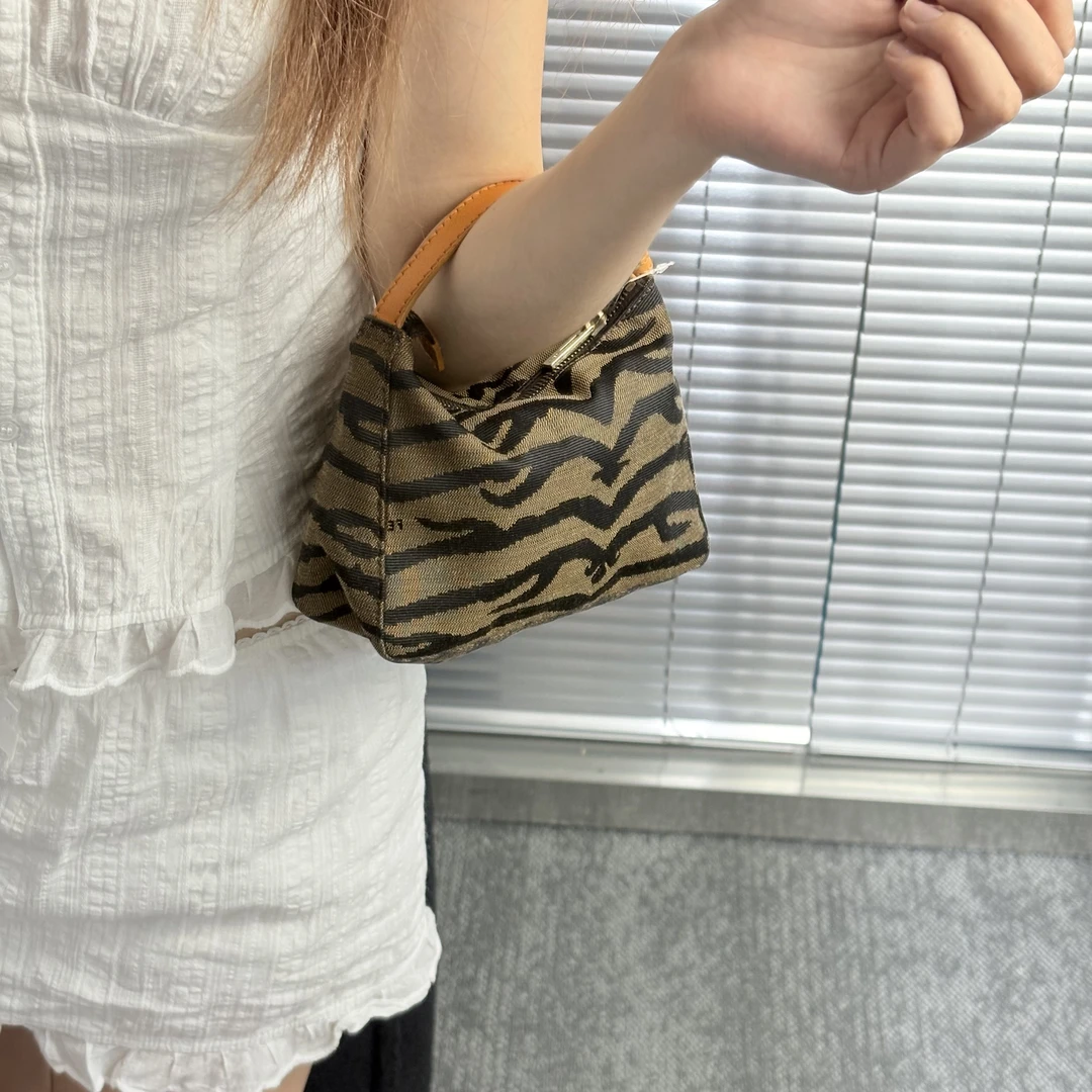 95新 FENDI/芬迪 斑马纹手提小包sc