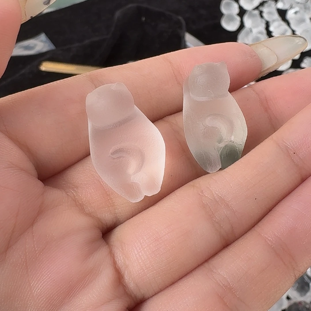 月***囡未镶嵌颈饰水晶爬爬猫2