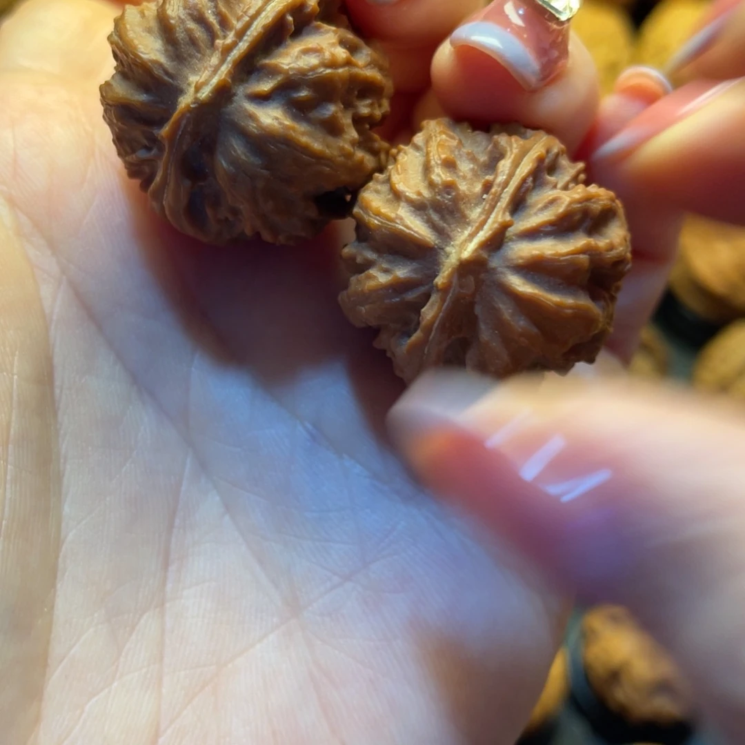 無***兽文玩核桃把件核桃