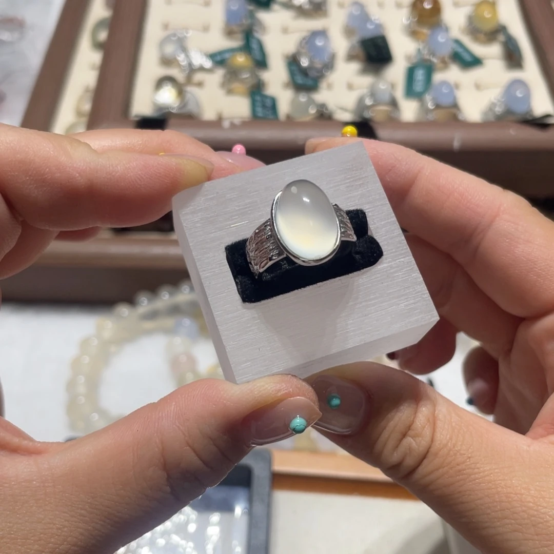 玛瑙/玉髓戒指未镶嵌芜****A