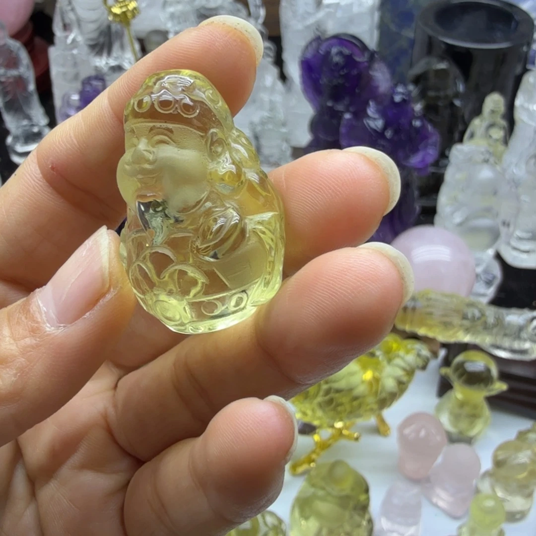 莹***莹未镶嵌水晶珠宝半成品