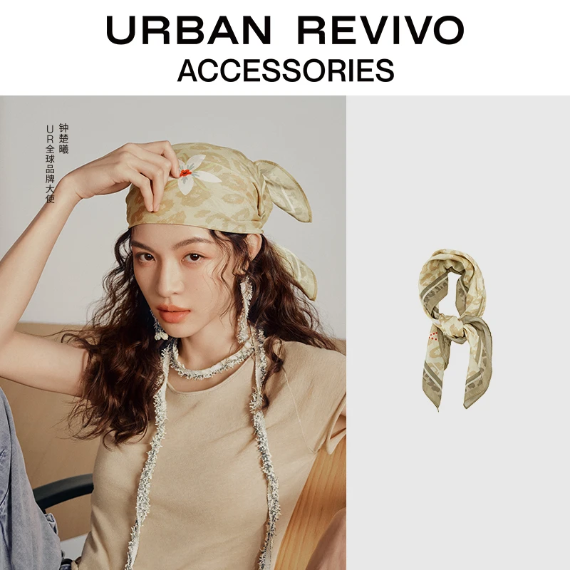 【钟楚曦同款】URBAN REVIVO2025秋季新款女印花围巾UAYA50324