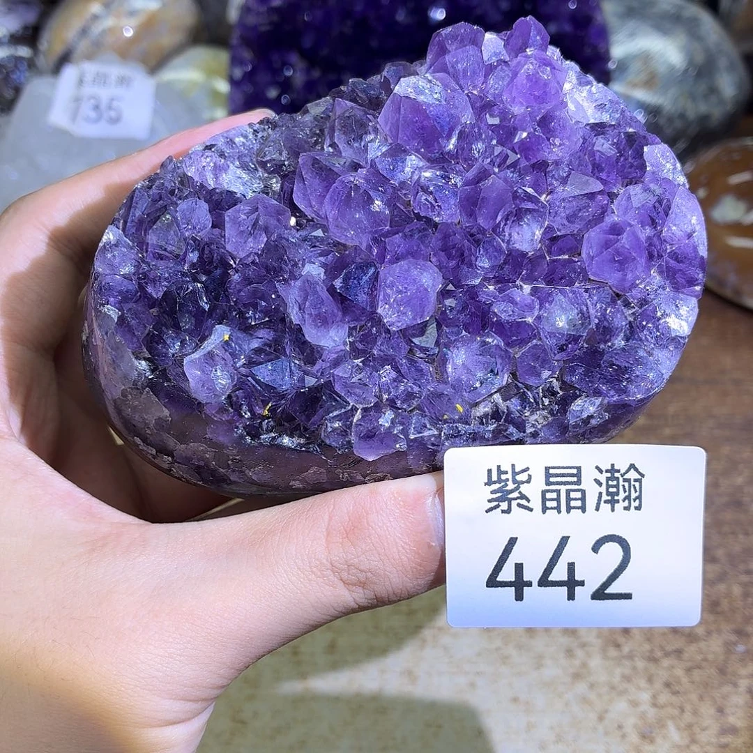 未镶嵌水晶大型摆件（非配饰）