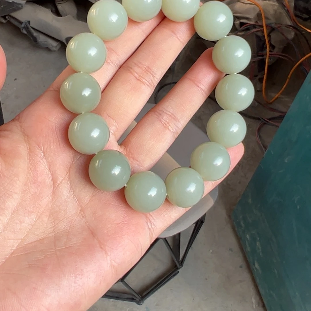 和田玉颈饰未镶嵌一****闲