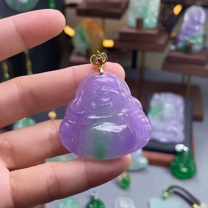 翡翠未镶嵌吊坠(赠链)