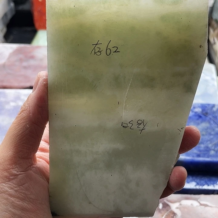 石英质玉未镶嵌手镯定制