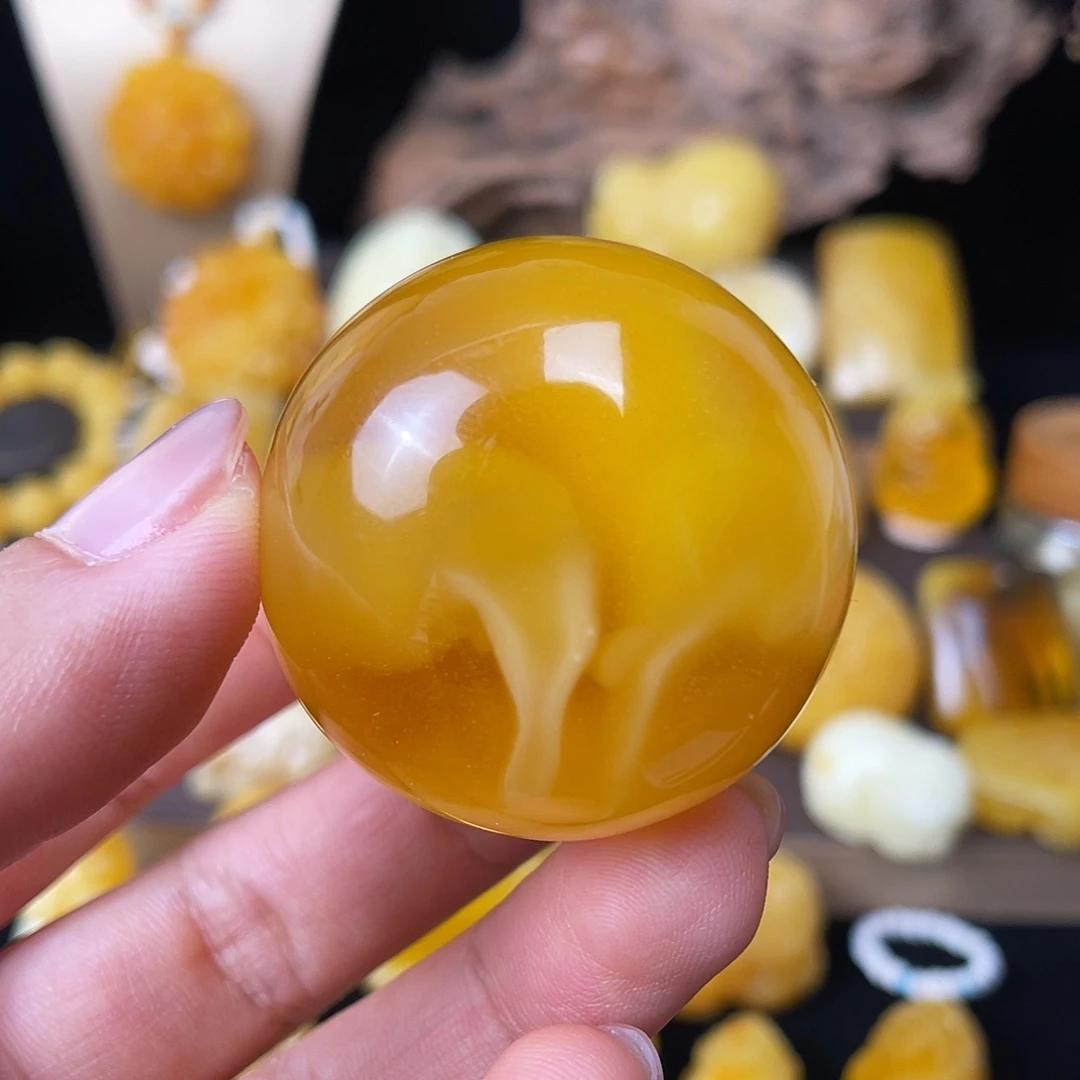 琥珀未镶嵌珠宝奇石