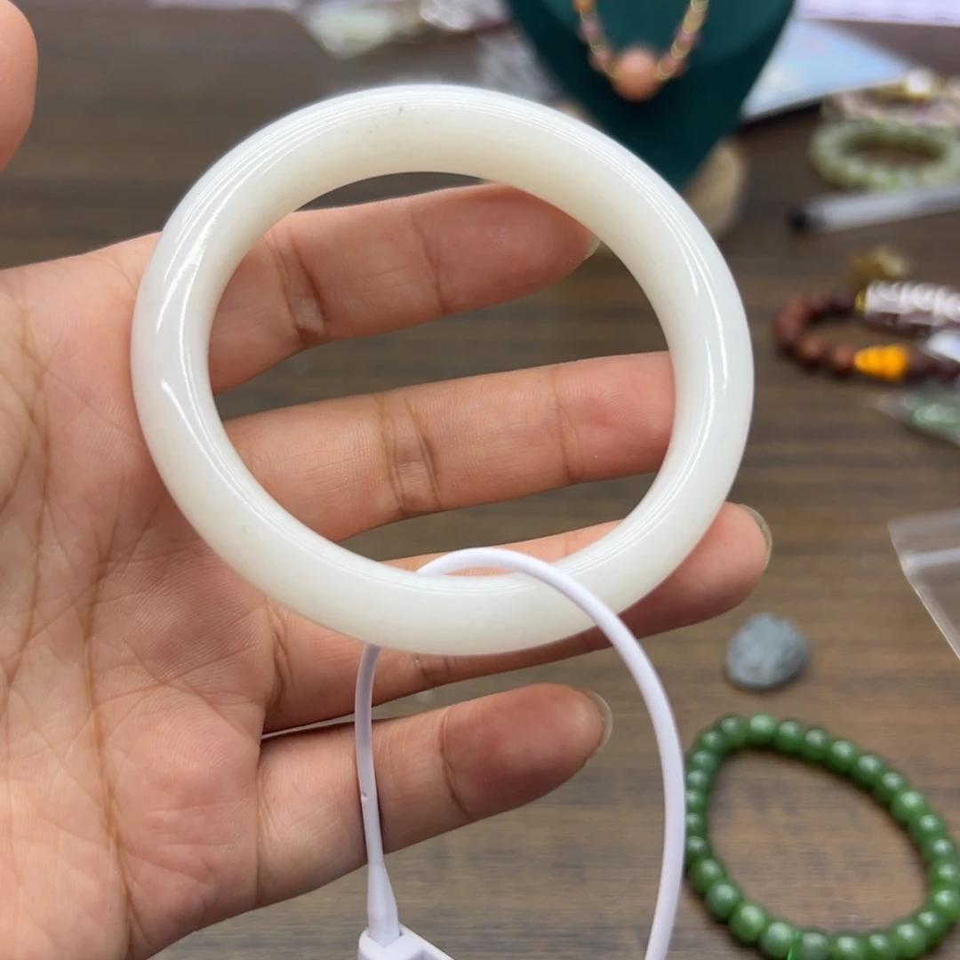 和田玉手镯未镶嵌57.5圈围510微瑕