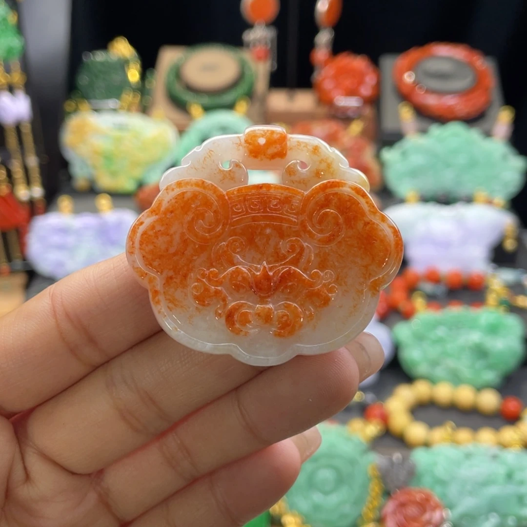 翡翠颈饰未镶嵌代编织