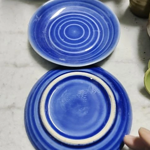 瓷片各种摆件，瓷片，沙锅，都有微瑕疵！