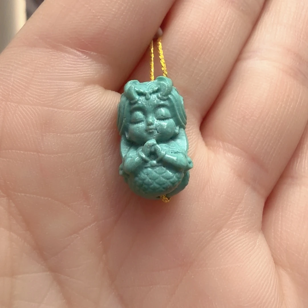 绿松石未镶嵌颈饰