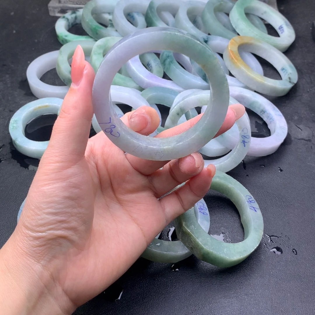 【闪购商品】未镶嵌手镯定制翡翠
