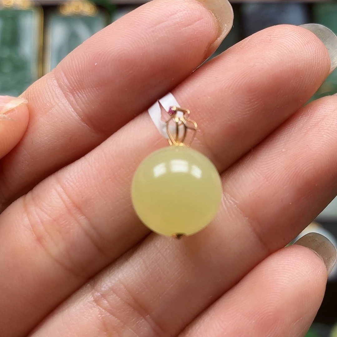 和田玉18K金镶嵌颈饰