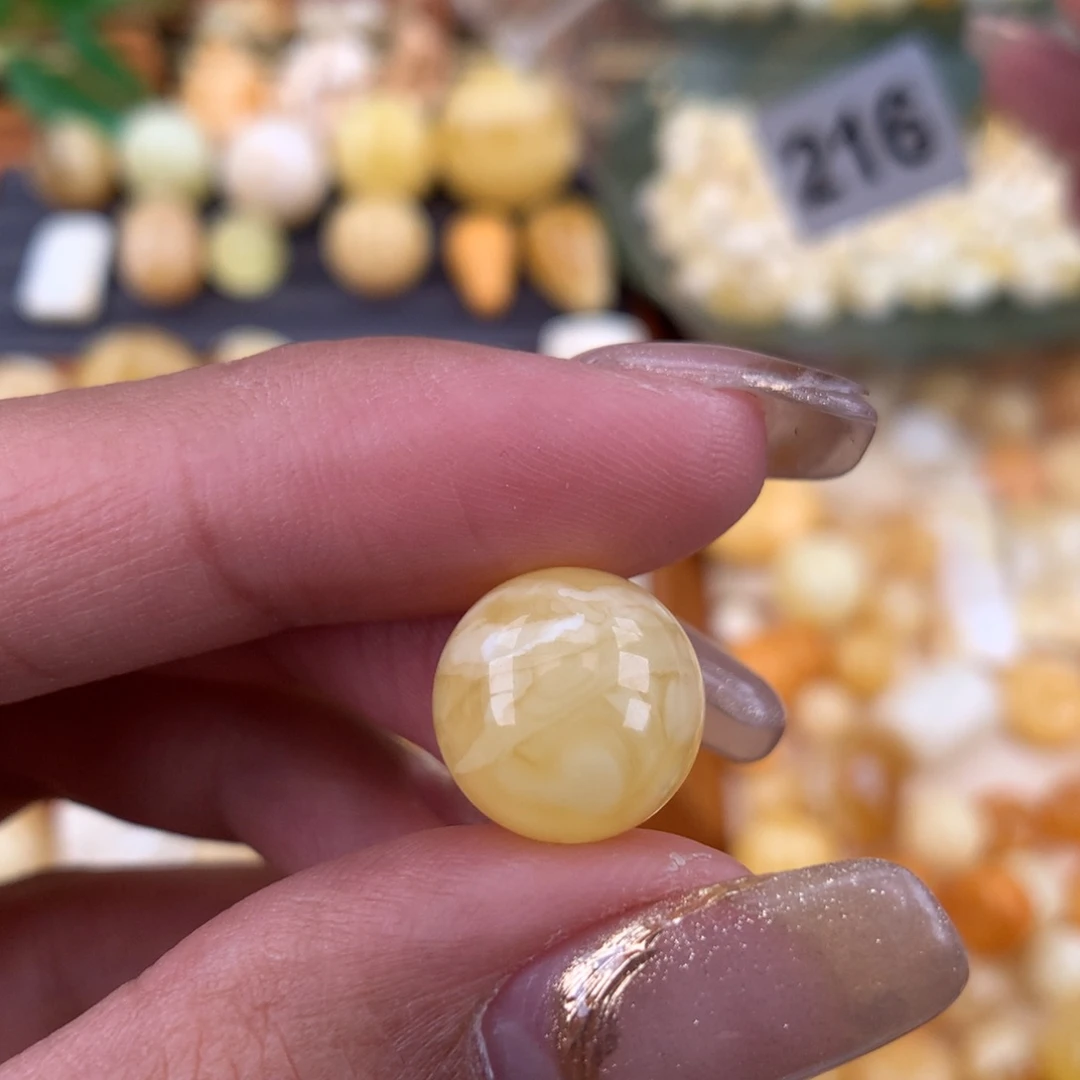 琥珀珠宝奇石未镶嵌12.4