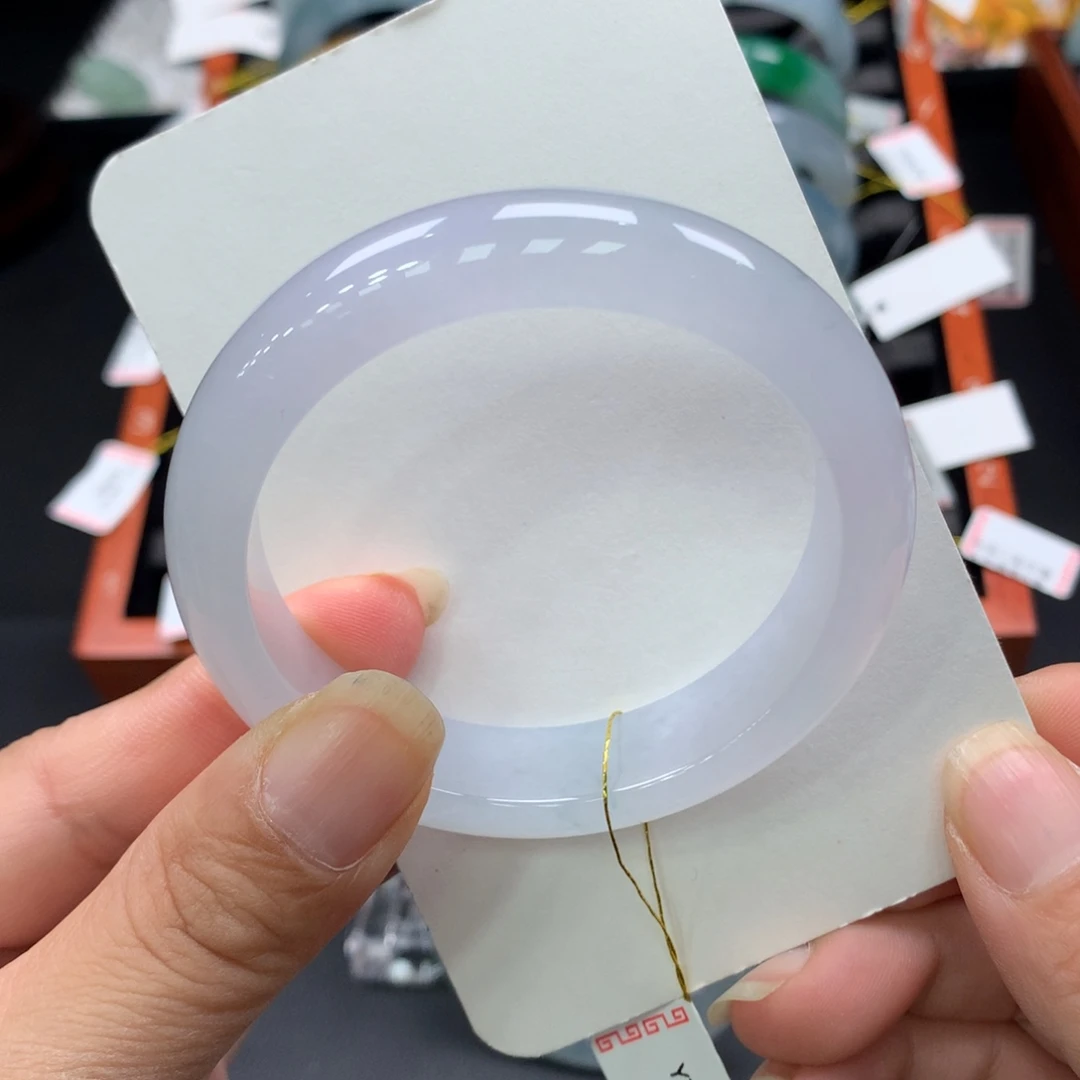 翡翠手镯未镶嵌70号，5455正圈