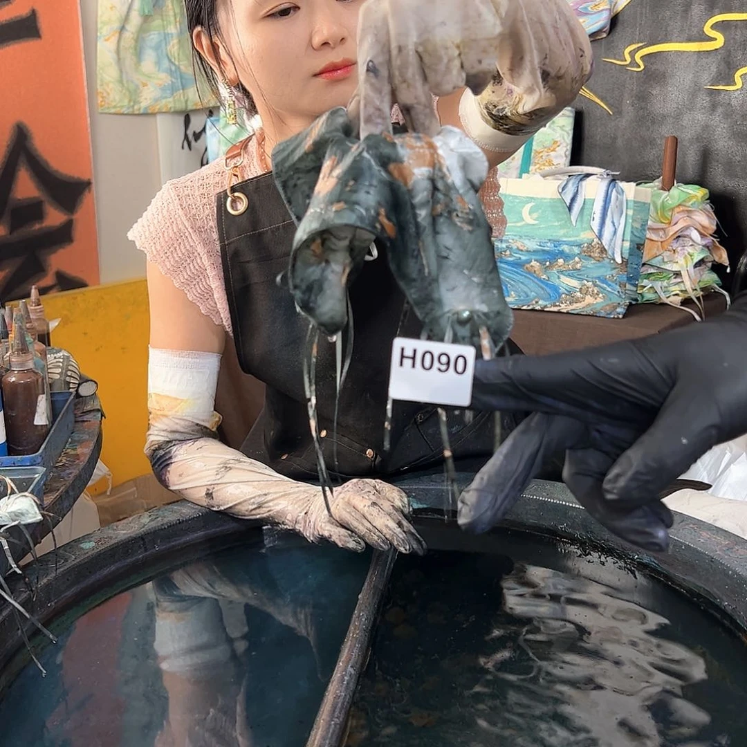 090新款方巾浮游