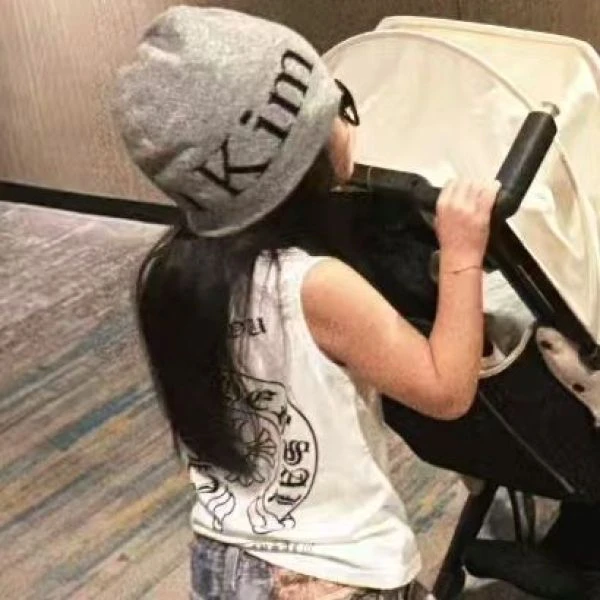 (现现)大金定制25轻奢潮牌定制白色印花男女童棉感无袖百搭背心