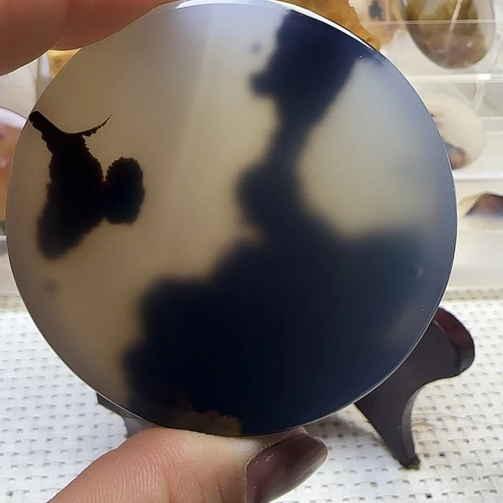 玛瑙/玉髓未镶嵌珠宝奇石