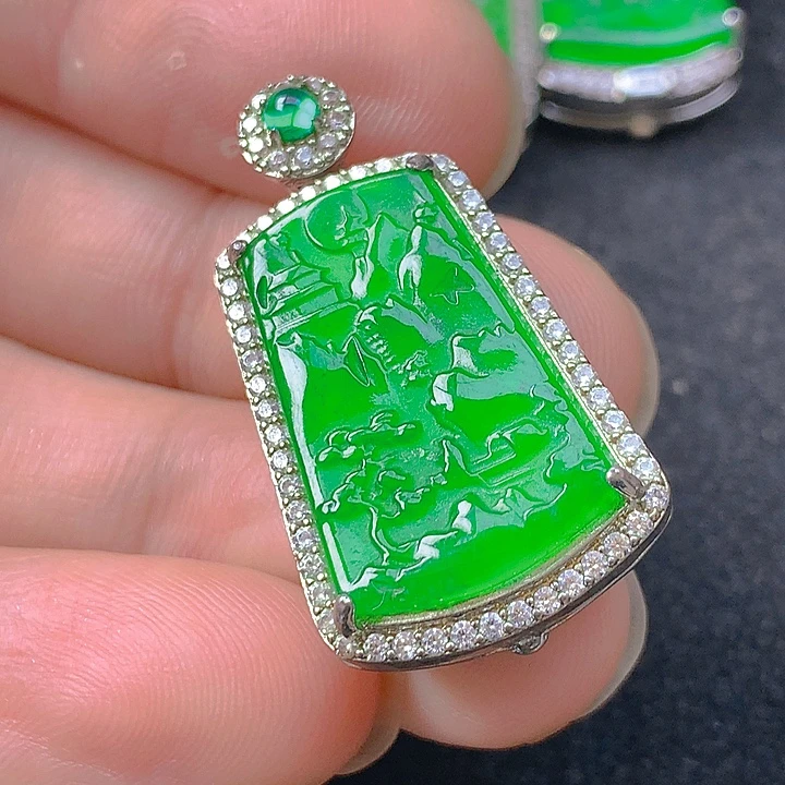 颈饰未镶嵌翡翠翡翠