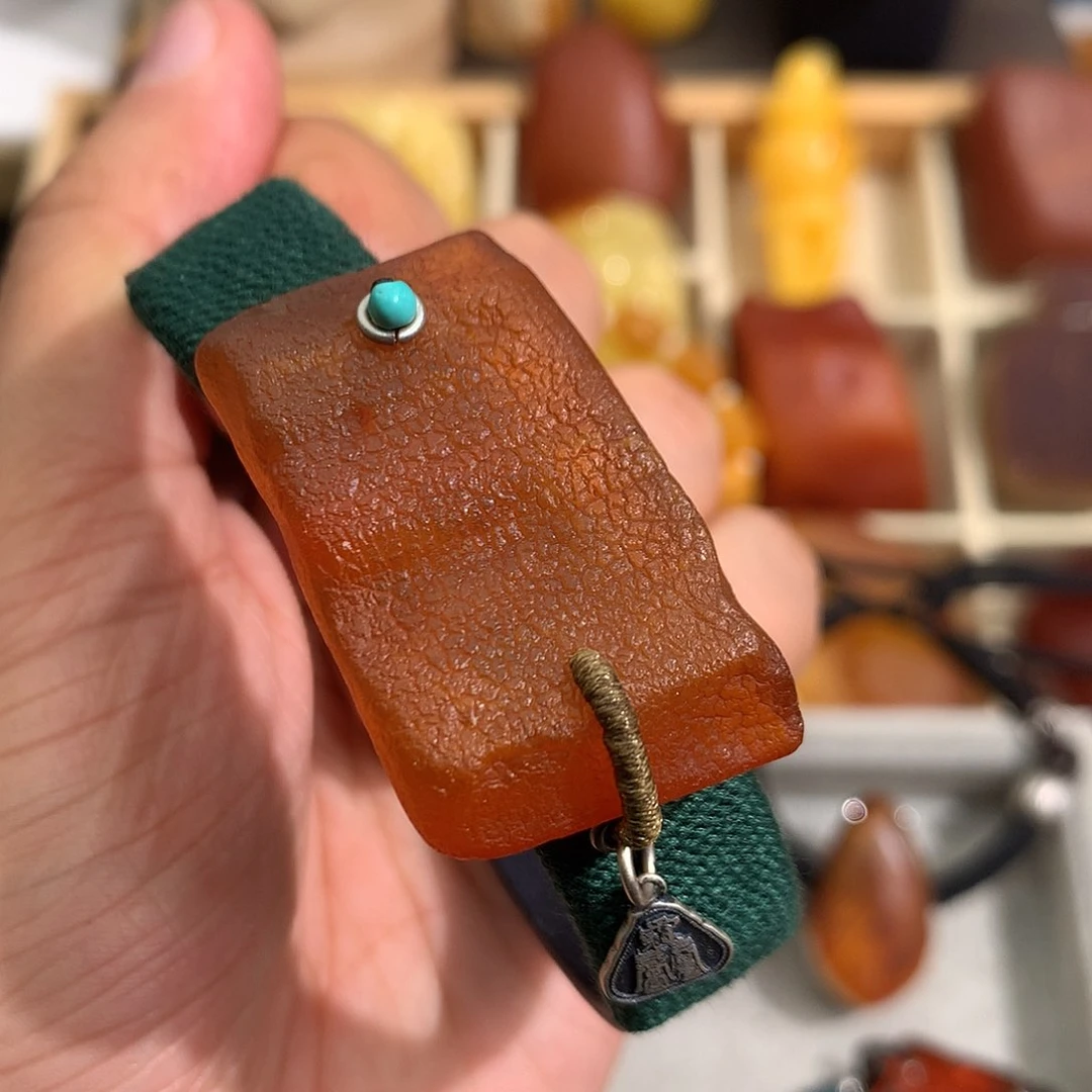 蜜蜡裸石未镶嵌没****福你