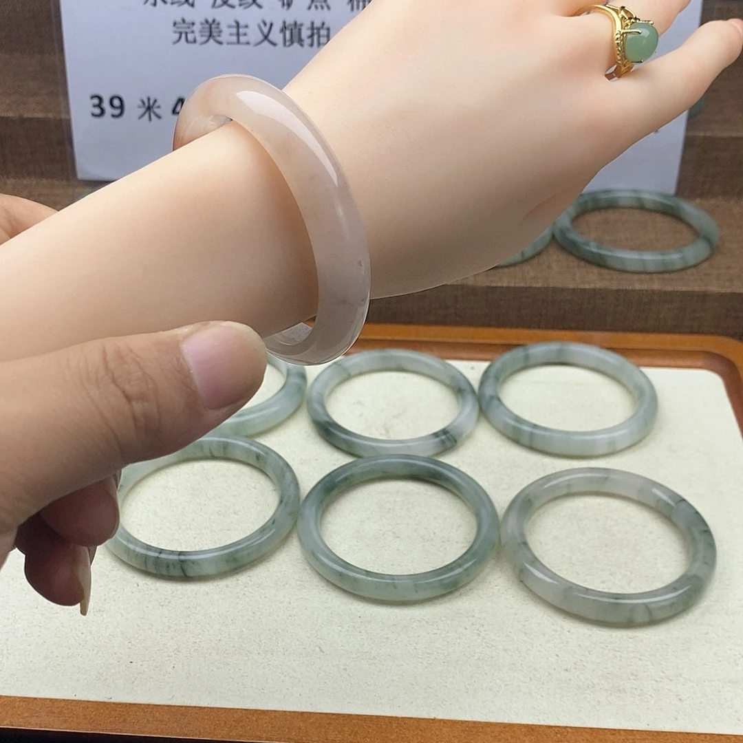 未镶嵌手镯石英质玉2064