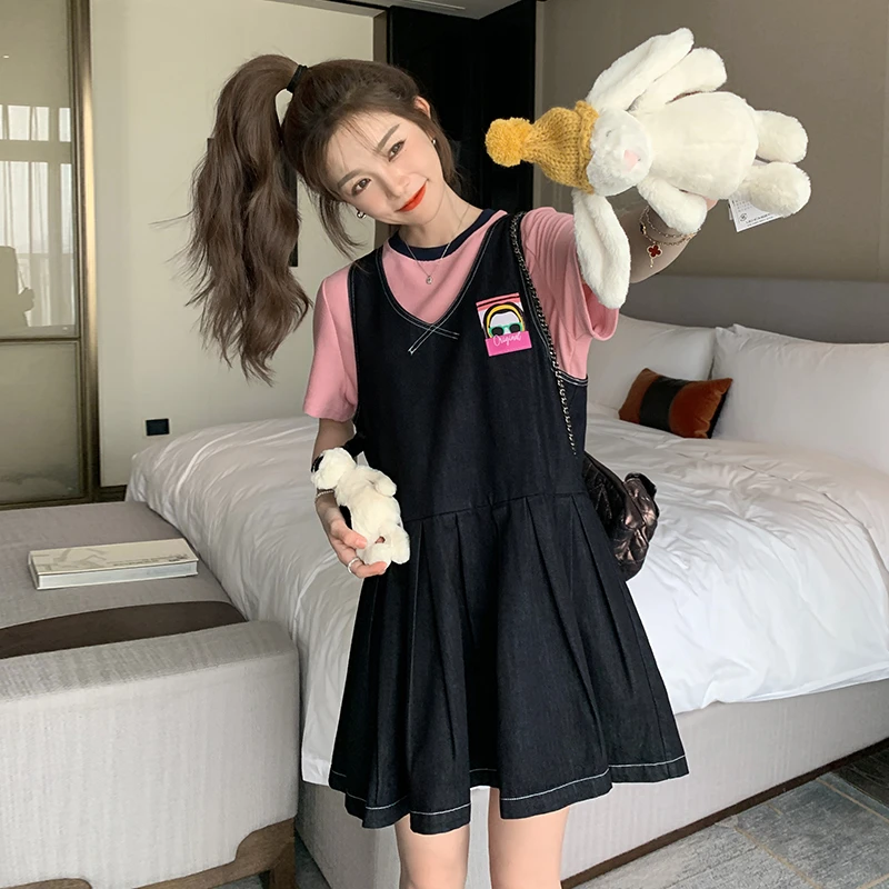 背带背心连衣裙两件套女夏季今年流行漂亮活泼减龄俏皮小个子套装