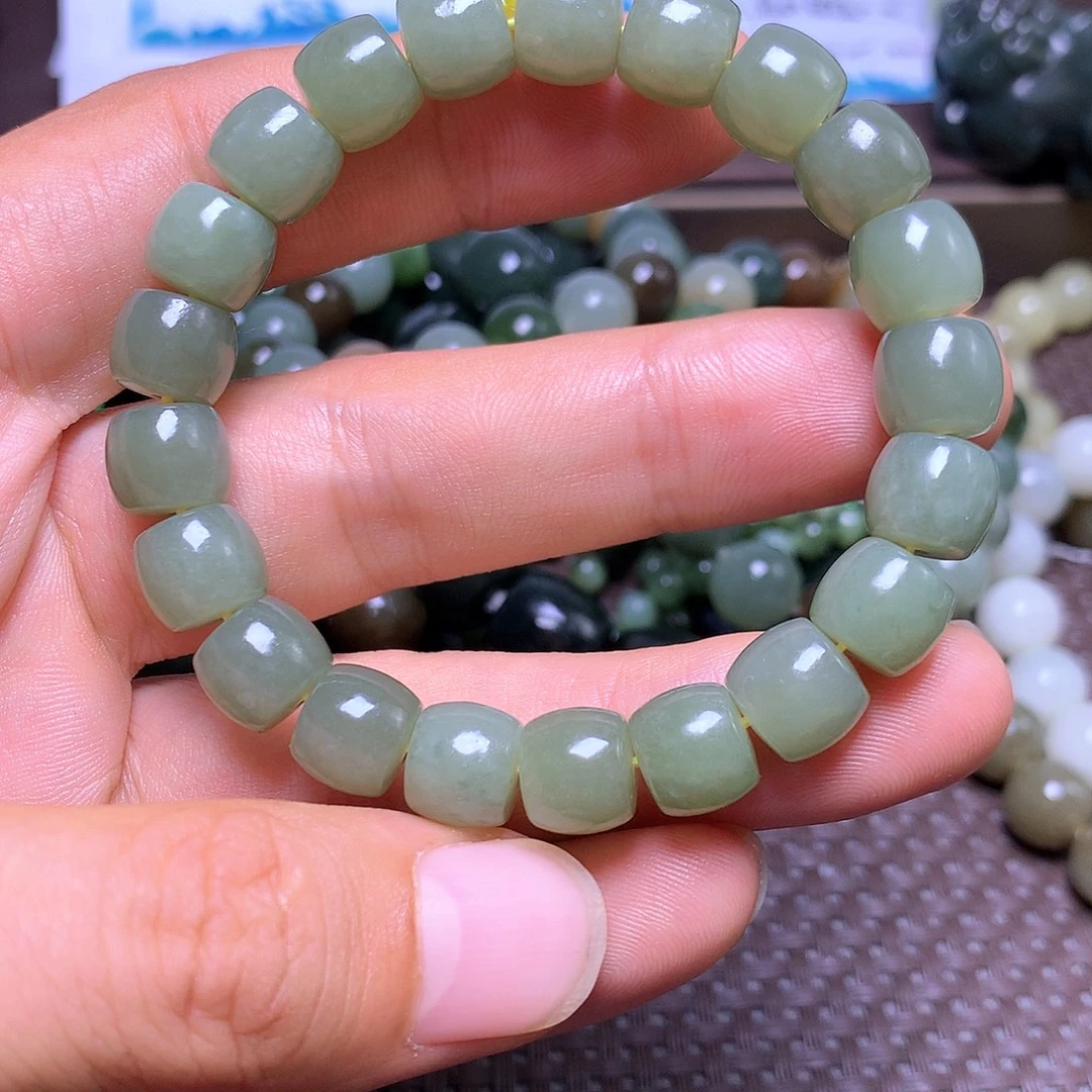 颈饰未镶嵌和田玉10