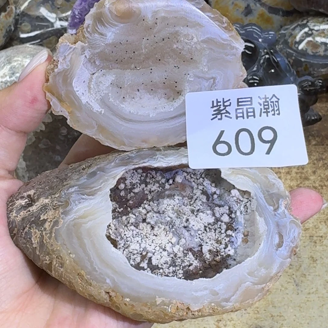 未镶嵌水晶大型摆件（非配饰）