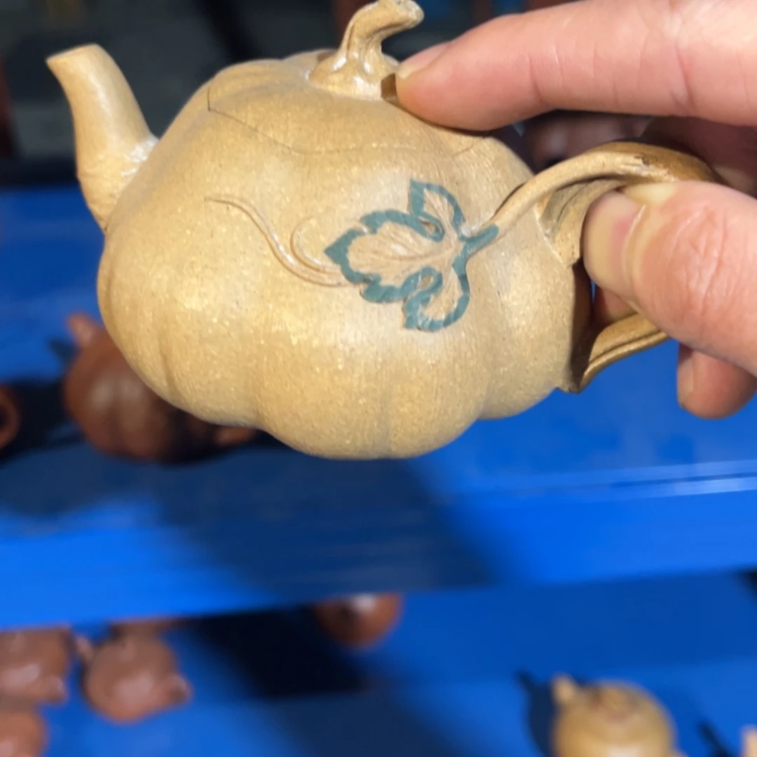 茶壶紫砂紫砂的味道真的