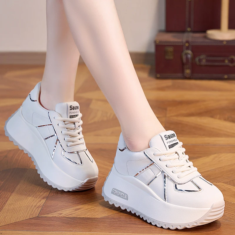 超火爆款女鞋子2025新款透气休闲运动小白鞋松糕厚底老爹鞋ins潮