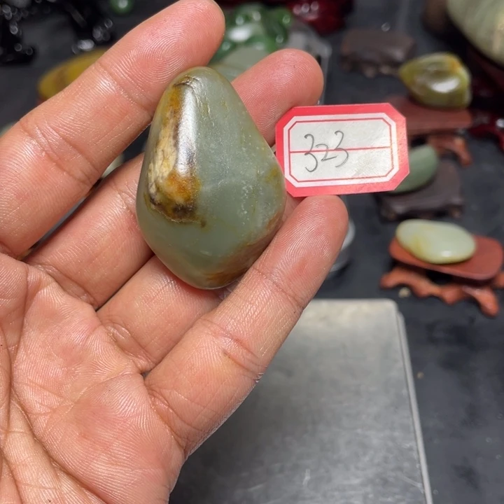 颈饰未镶嵌和田玉323