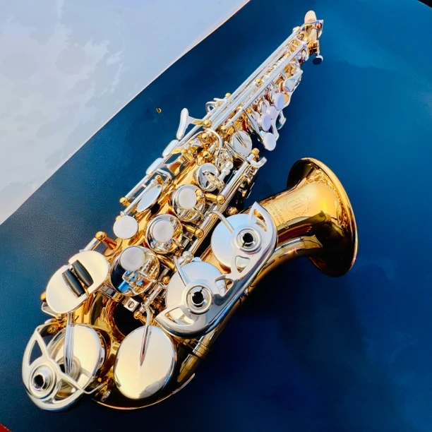 龙口造专业小弯管高音萨克斯金身银键降b调音色柔和婉转演奏级