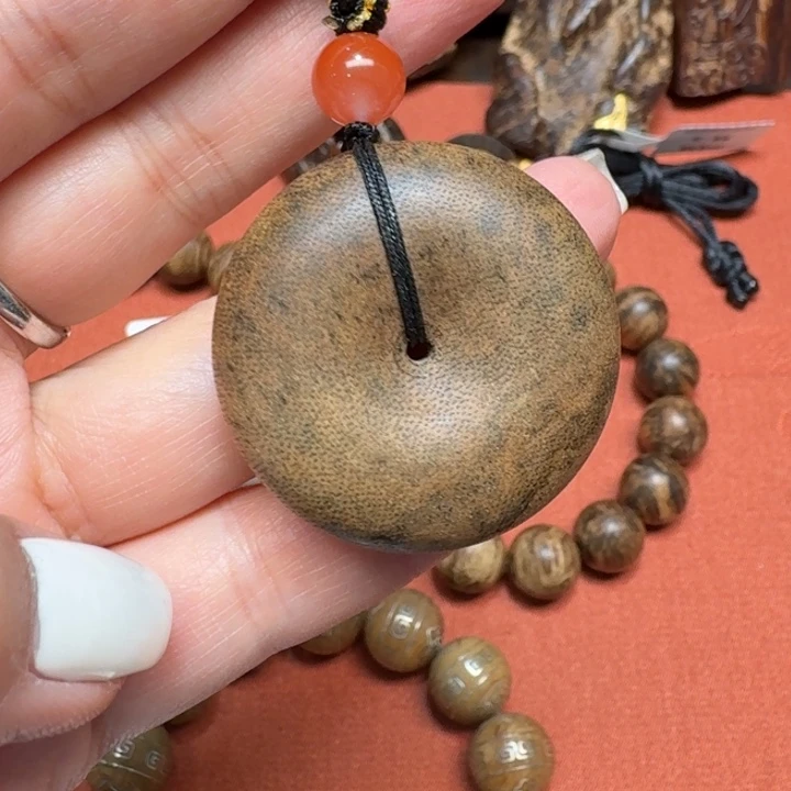 大叶紫檀（黑酸枝木类）