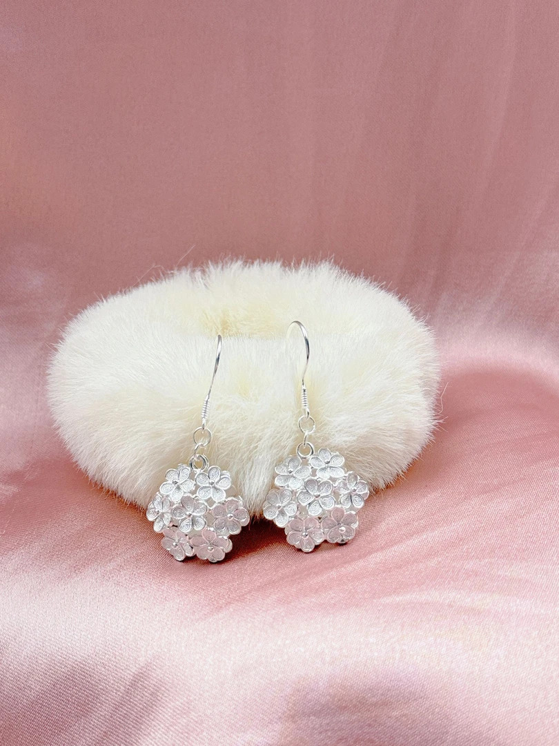 足银耳饰 苗岭银歌传承 | 双面银丝团簇花丝耳坠