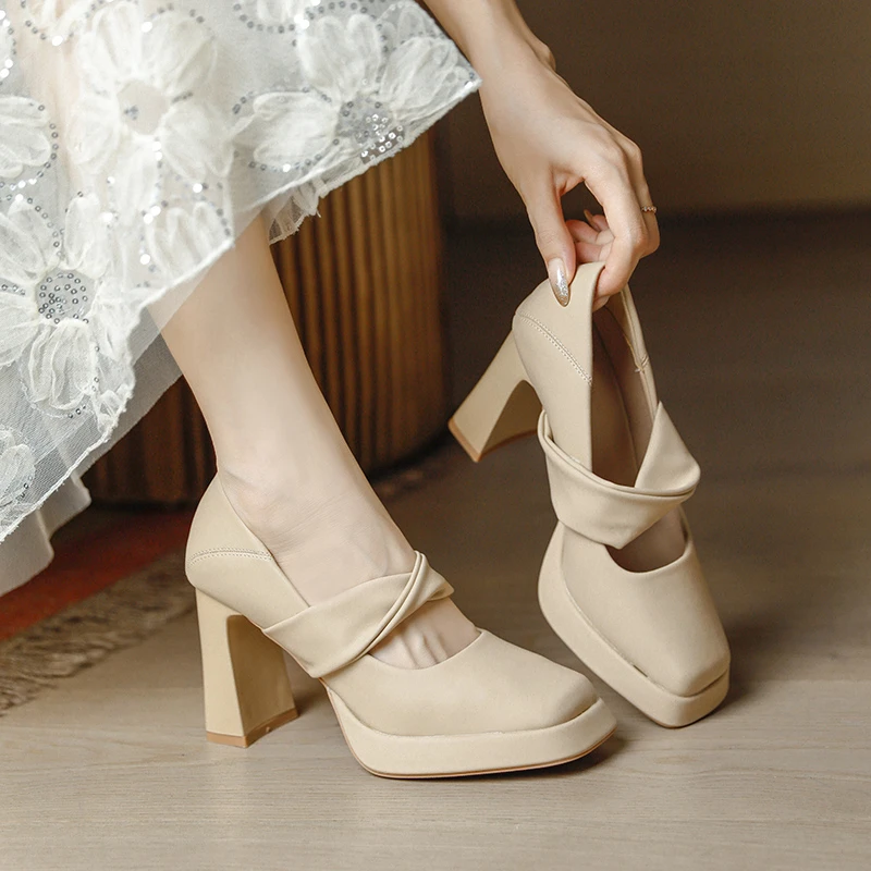 复古高跟鞋女粗跟2025年新款配裙子旗袍鞋防水台小个子玛丽珍女鞋