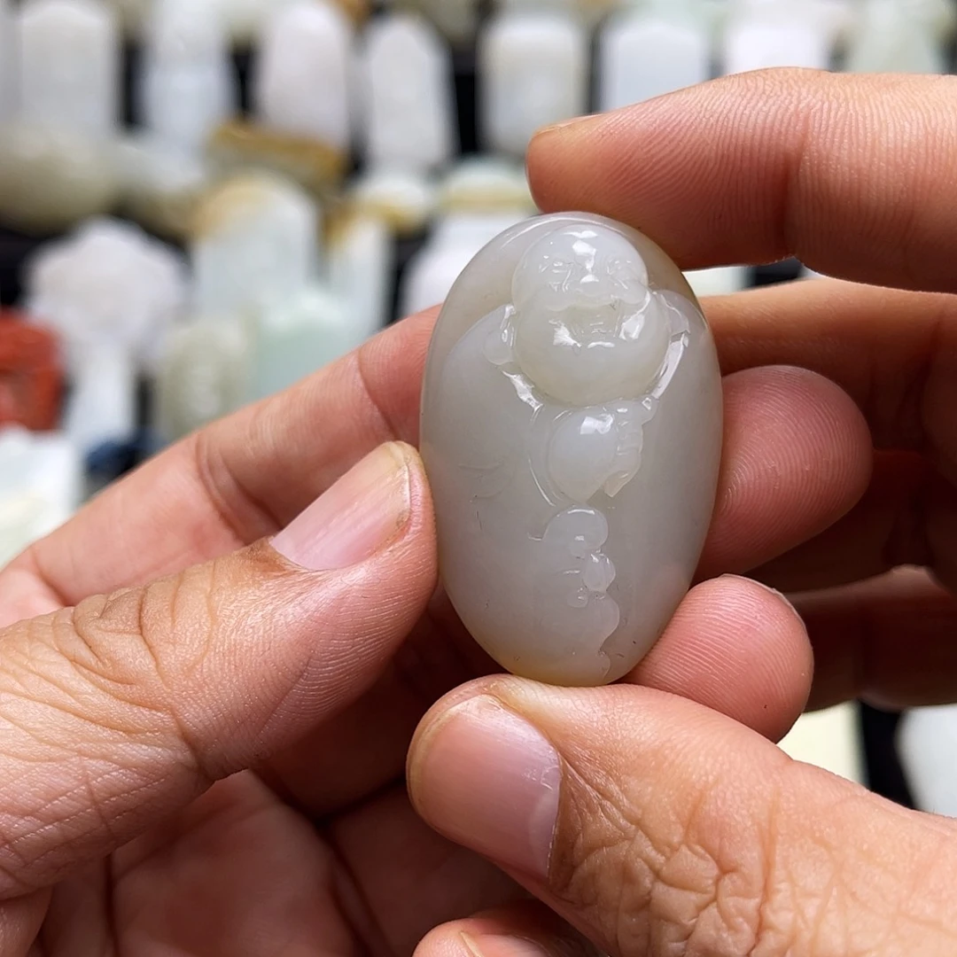 和田玉颈饰未镶嵌