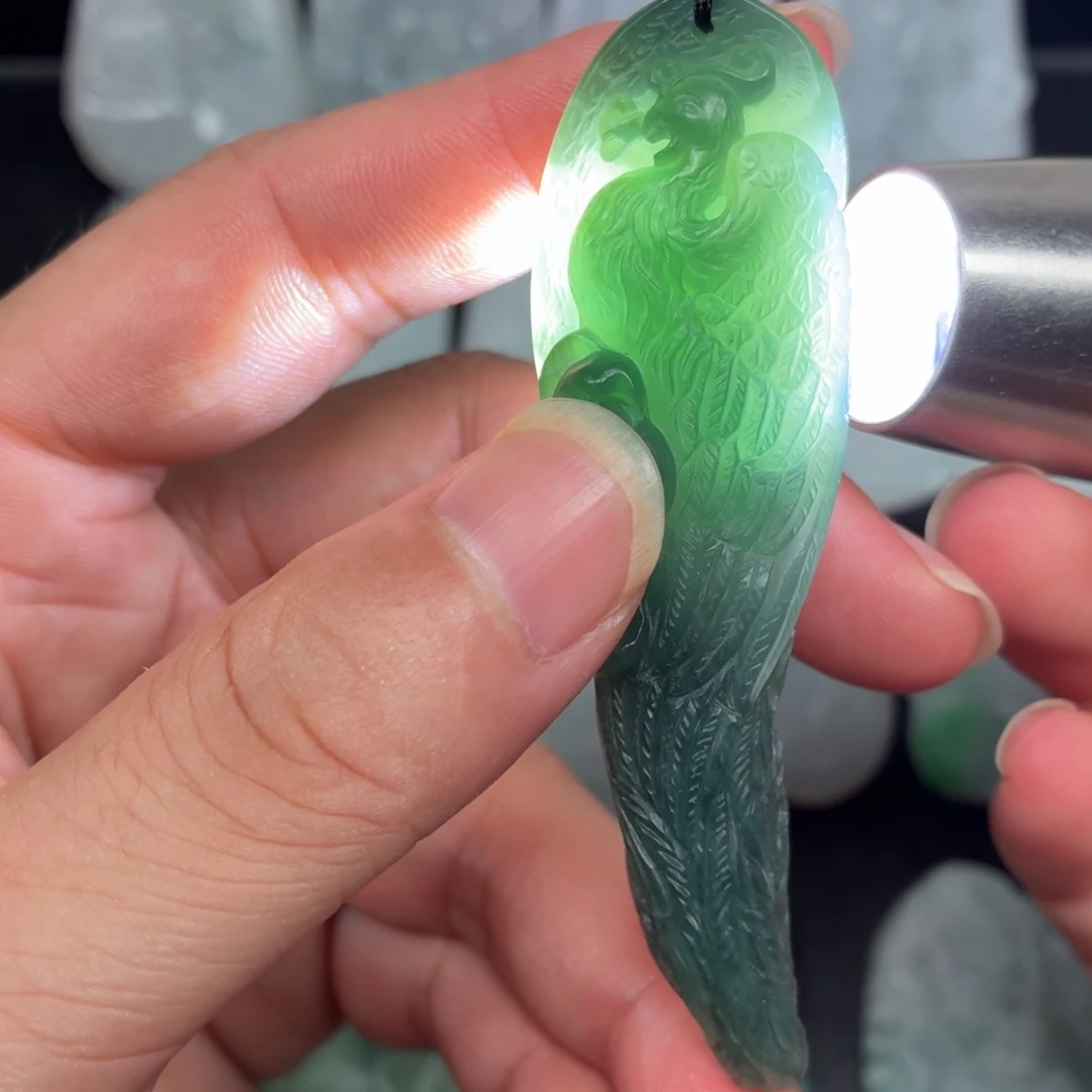 未镶嵌定制翡翠孔雀
